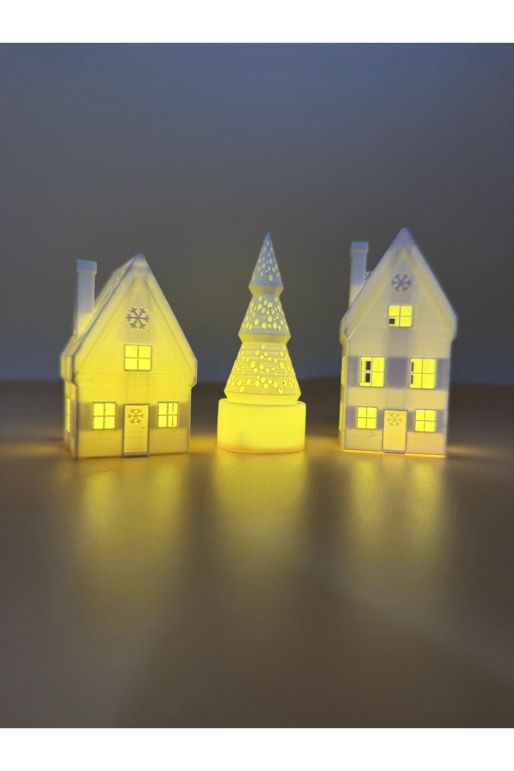 Sevimli Kar Taneli 3lü Kış Evleri